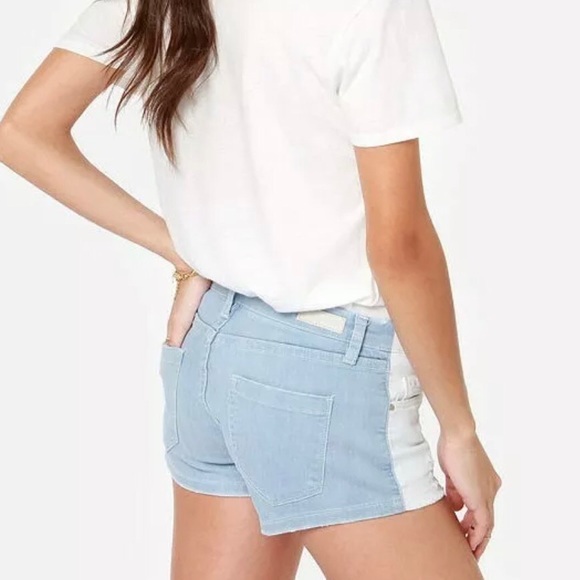 BLANKNYC Little Queenie Two Tone Shorts - Picture 2 of 7